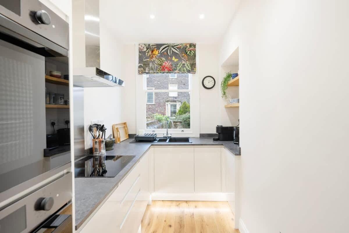 Spacious And Quiet Ground Floor Flat Bristol Bagian luar foto